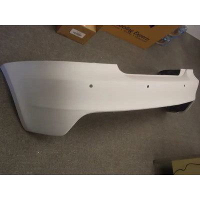 2008 2009 2010 2011 BMW 1 Series 135i Rear Bumper Cover withsensor openings